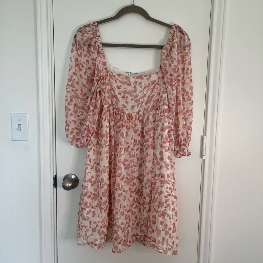 Storia abstract printed babydoll puff sleeve dress, Size Medium